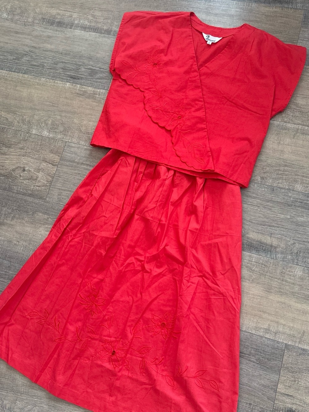 Vintage 70s 80s Splendid Red Cotton Embroidered 2 Piece Matching Skirt Set M